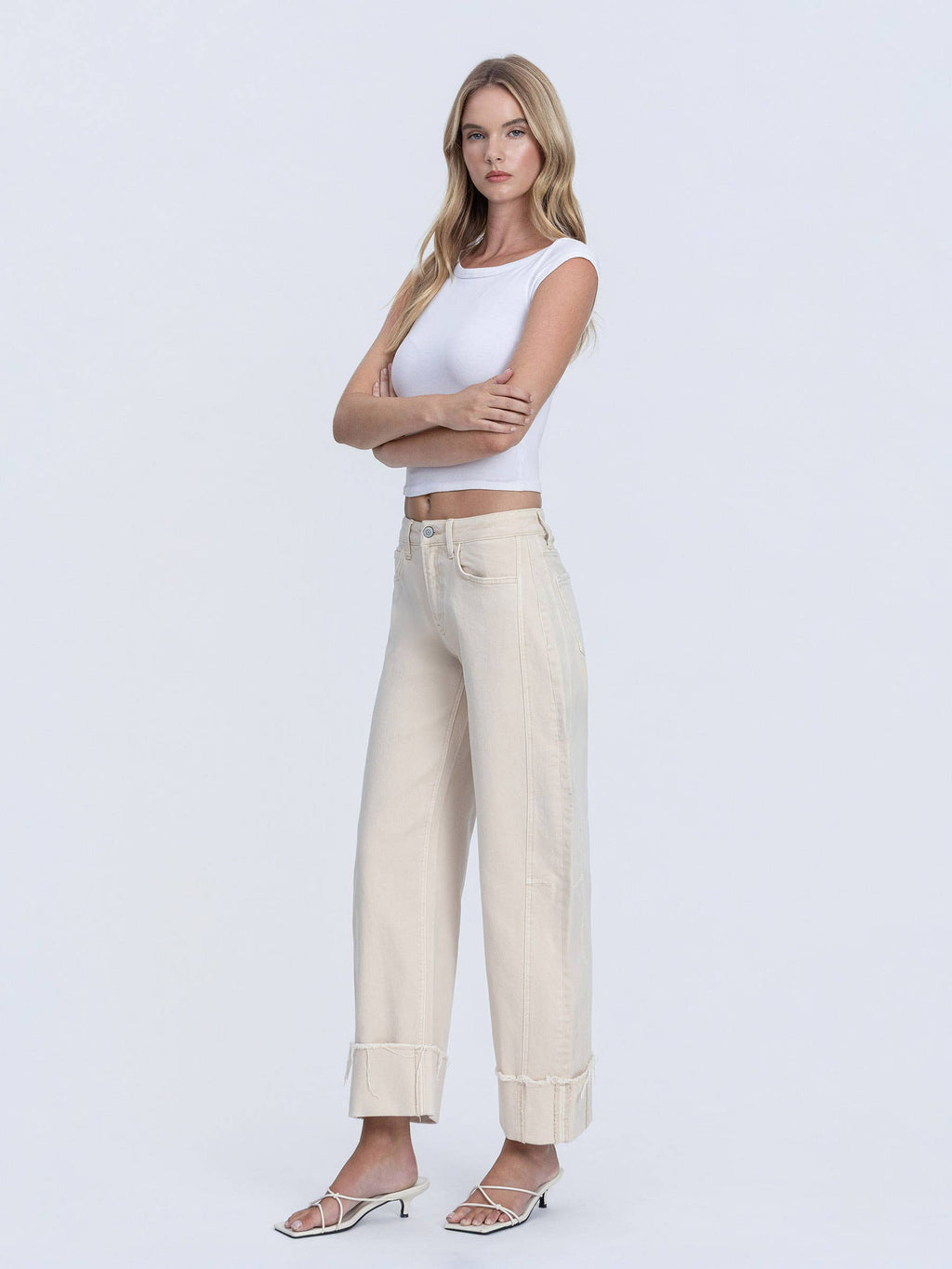 SIDE PANEL CROP CUFFED BARREL JEANS