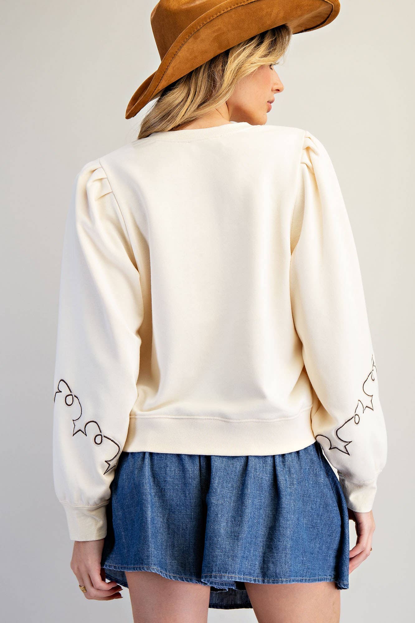 EMBROIDERED HENLEY TOP