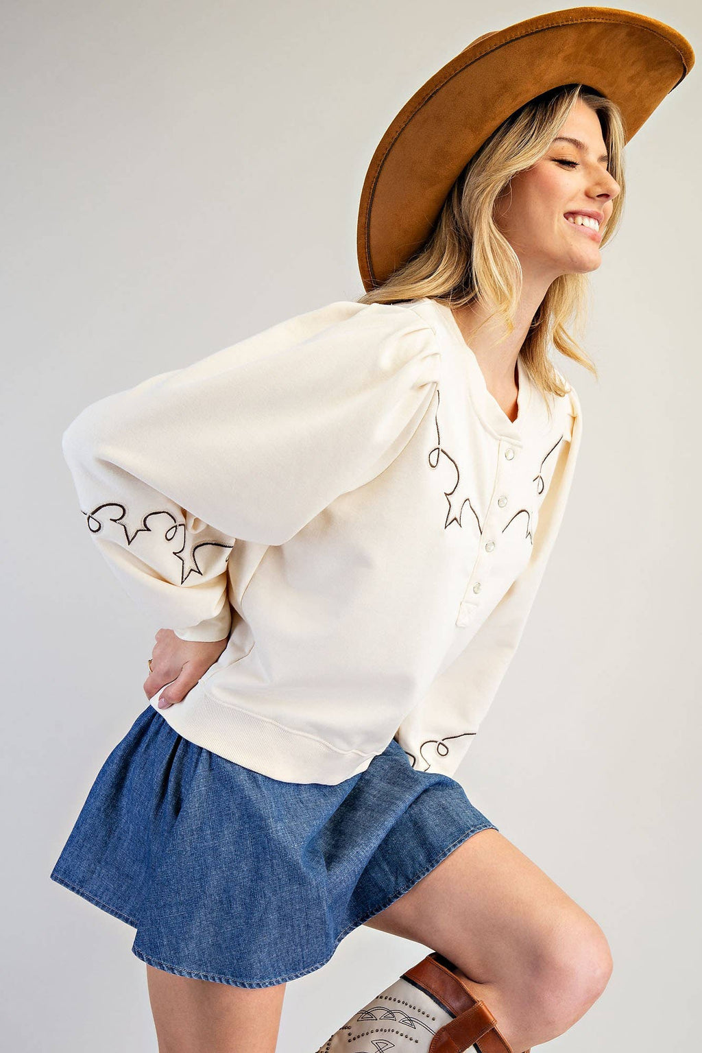 EMBROIDERED HENLEY TOP
