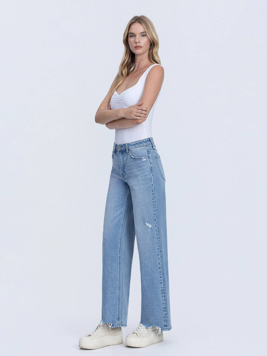 HIGH RISE WIDE LEG JEANS