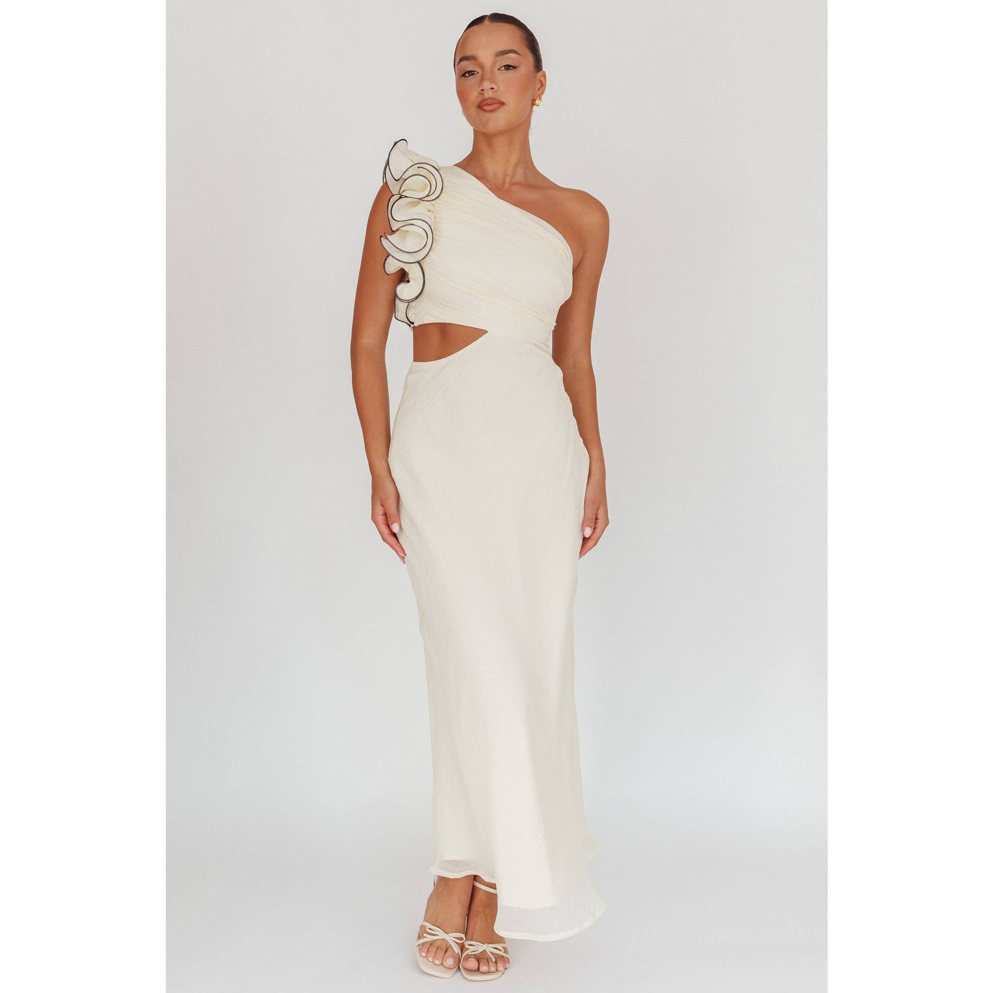 ONE SHOULDER RUFFLED MAXI DRESS