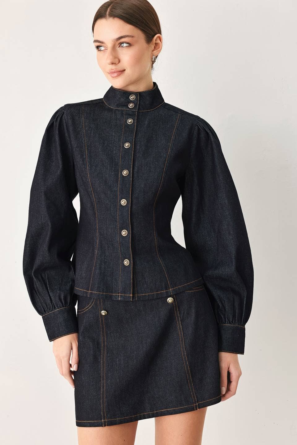 A lightweight denim top - FT2039