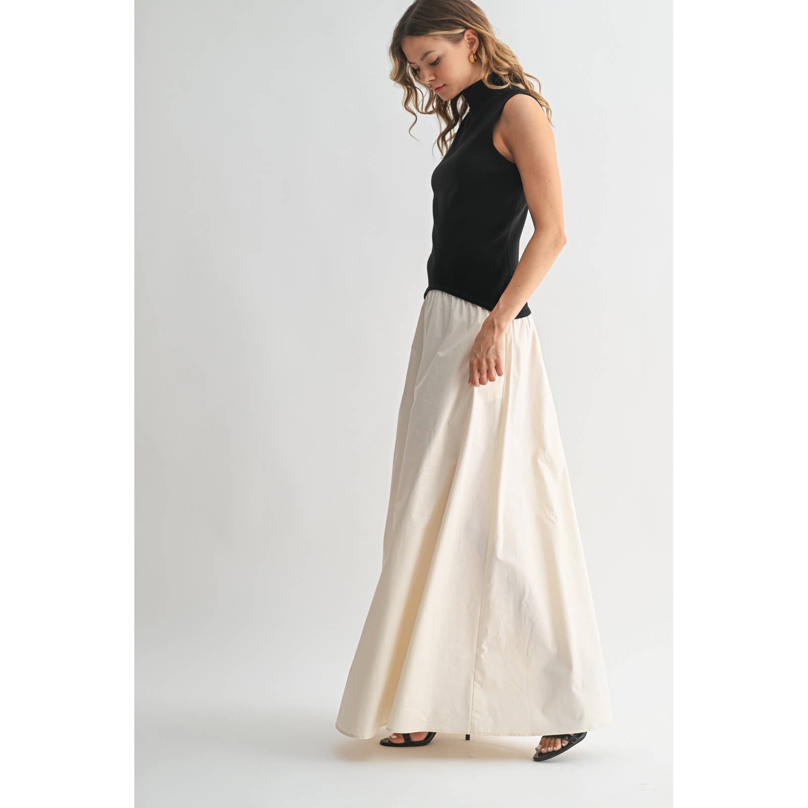 MOCK NECK MAXI DRESS