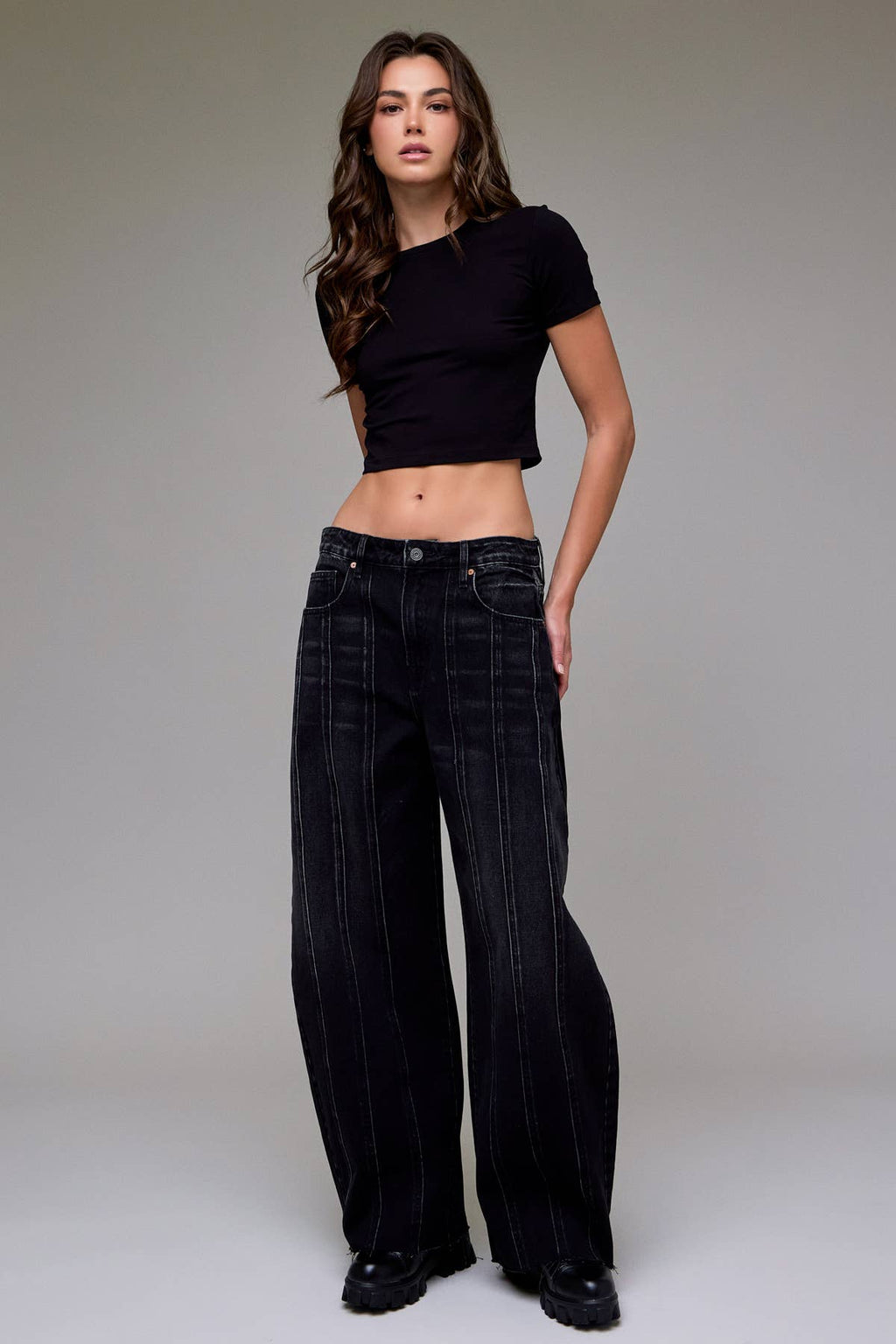 Black Classic Vintage Barrel Jean
