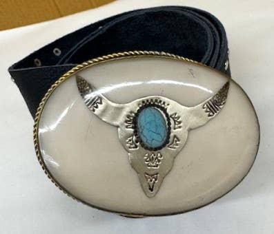 Leather belt and buckle (L)
