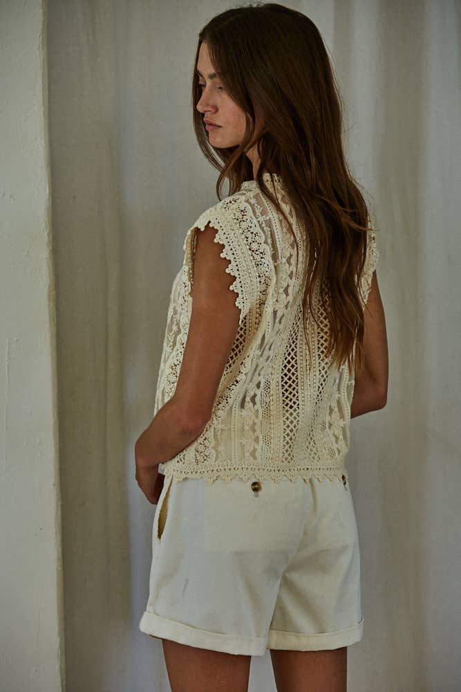 Woven Cotton Lace Button-down Sleeveless Top