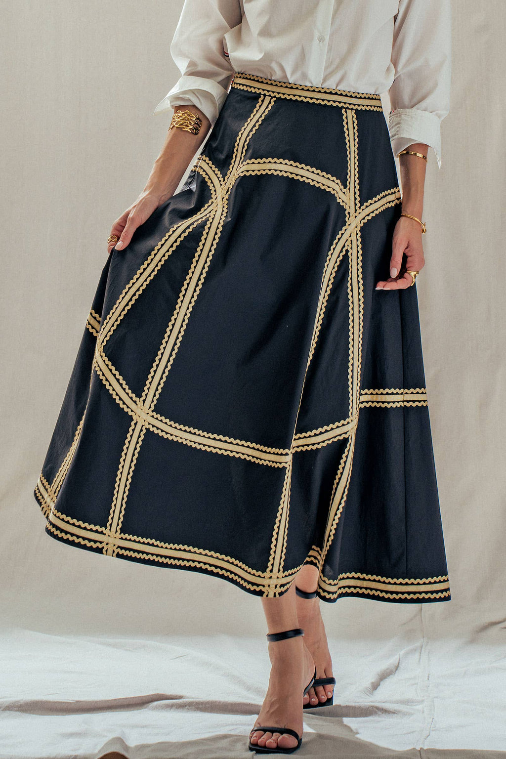 Contrast Trim A-Line Skirt