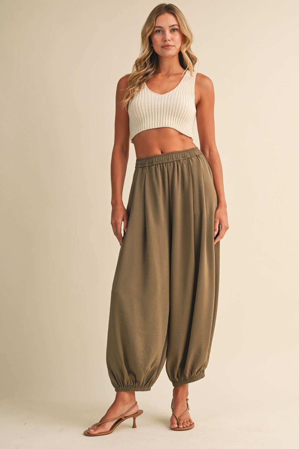 IP1567 SATIN ELASTIC WAISTBAND BALLOON PANTS