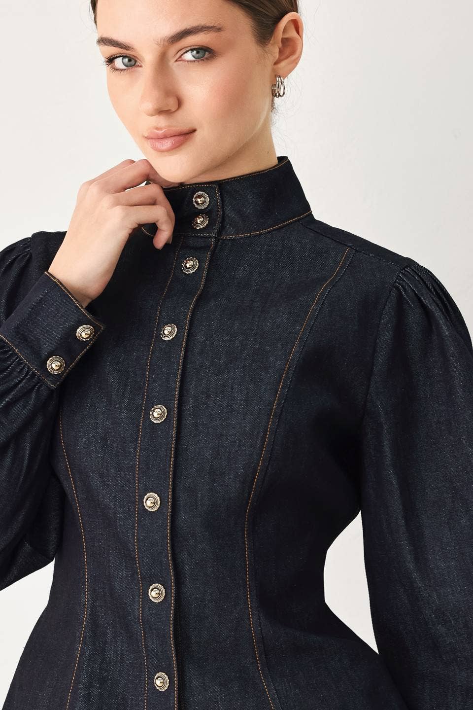 A lightweight denim top - FT2039