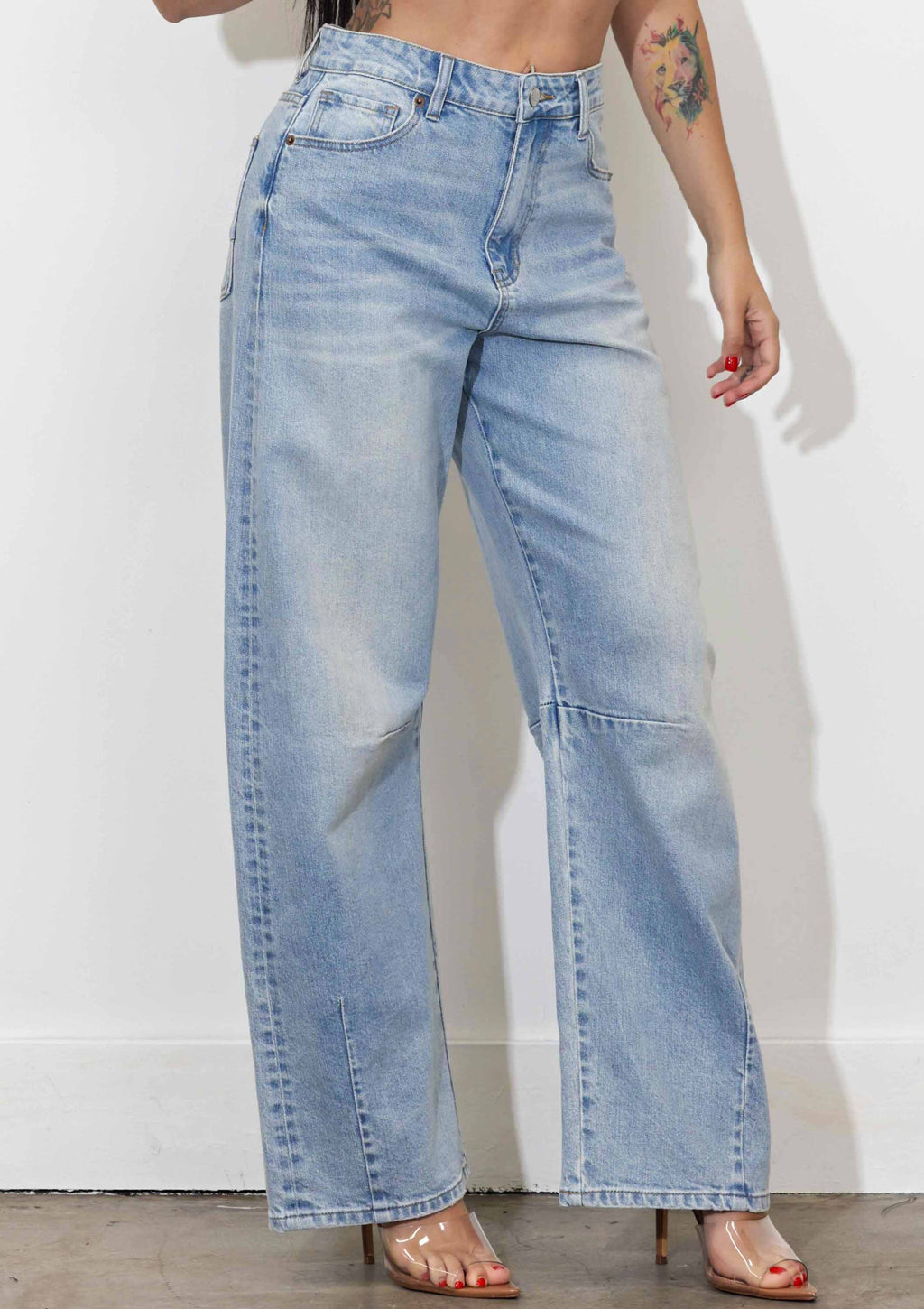 Baggy - Rigid, Relaxed at the Hip