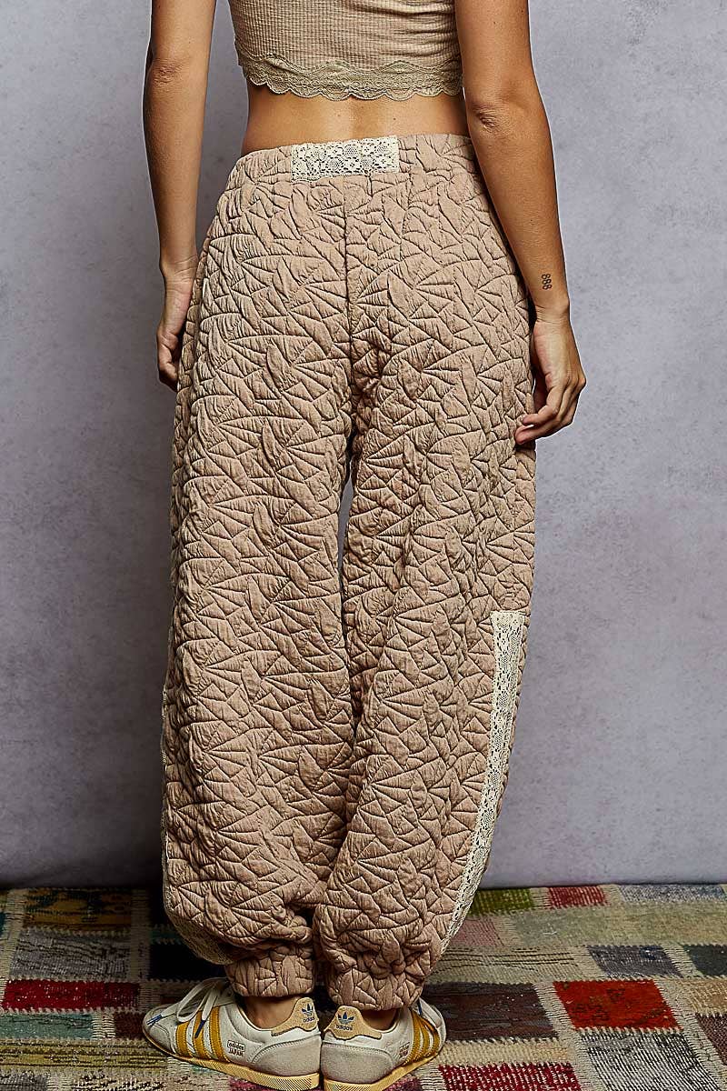 Vintage Washing Solid Trim Quilted Knit Jogger Pants