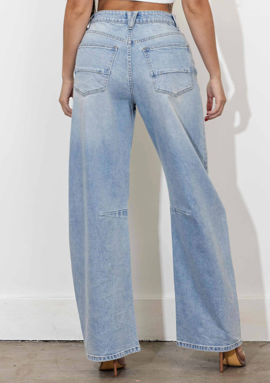 Baggy - Rigid, Relaxed at the Hip