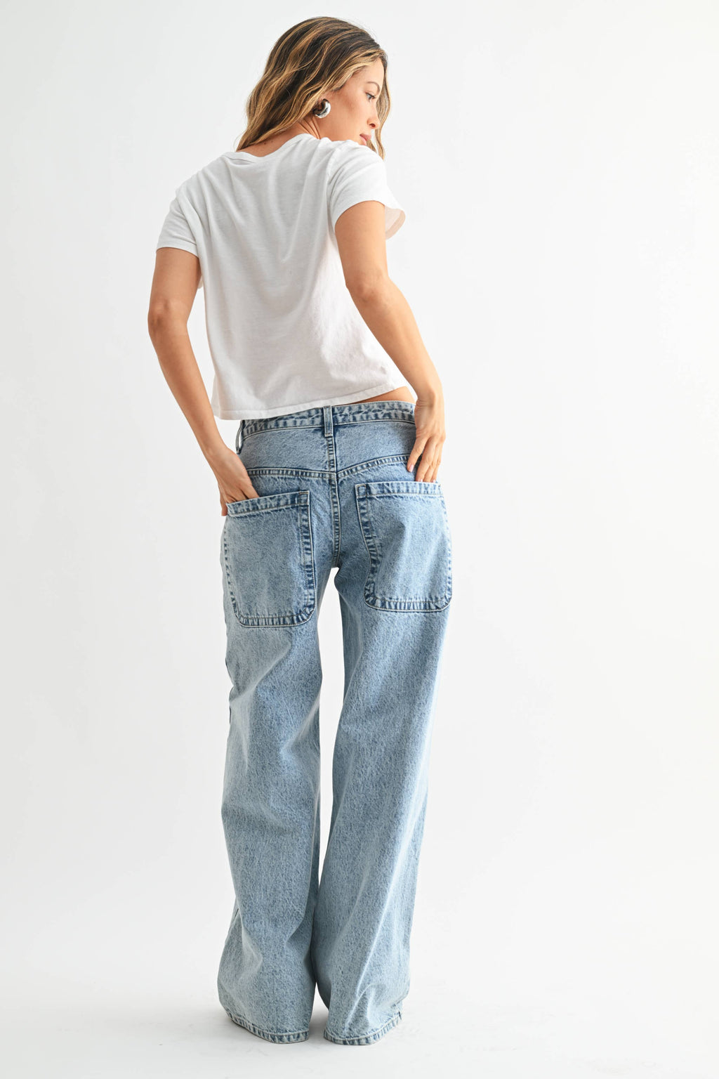 Rigid Relaxed Straight leg dropped pockets