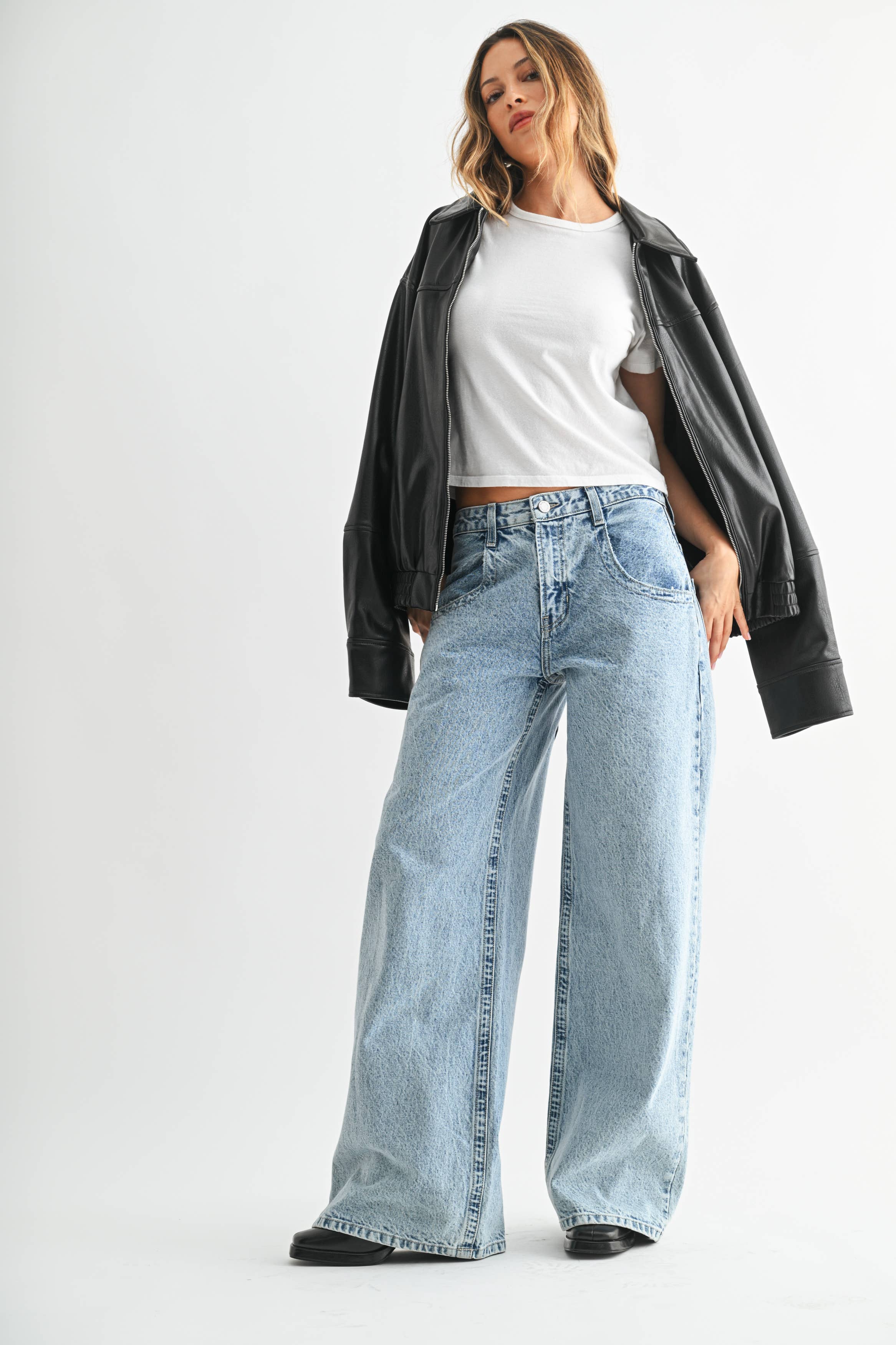 Rigid Relaxed Straight leg dropped pockets