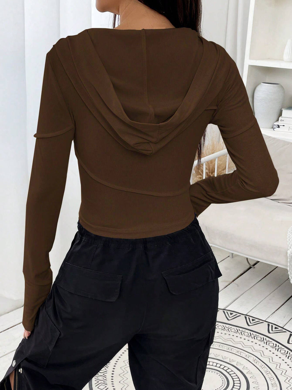 V-NECK HOODIE SLIM-FIT BASE HOODIE