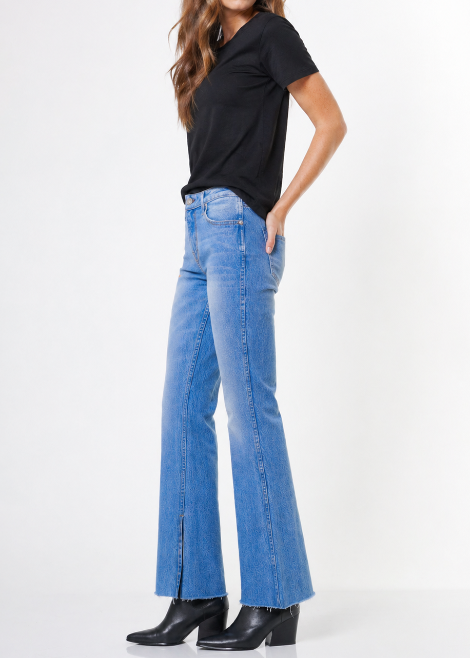 Mid Rise Flare Jean