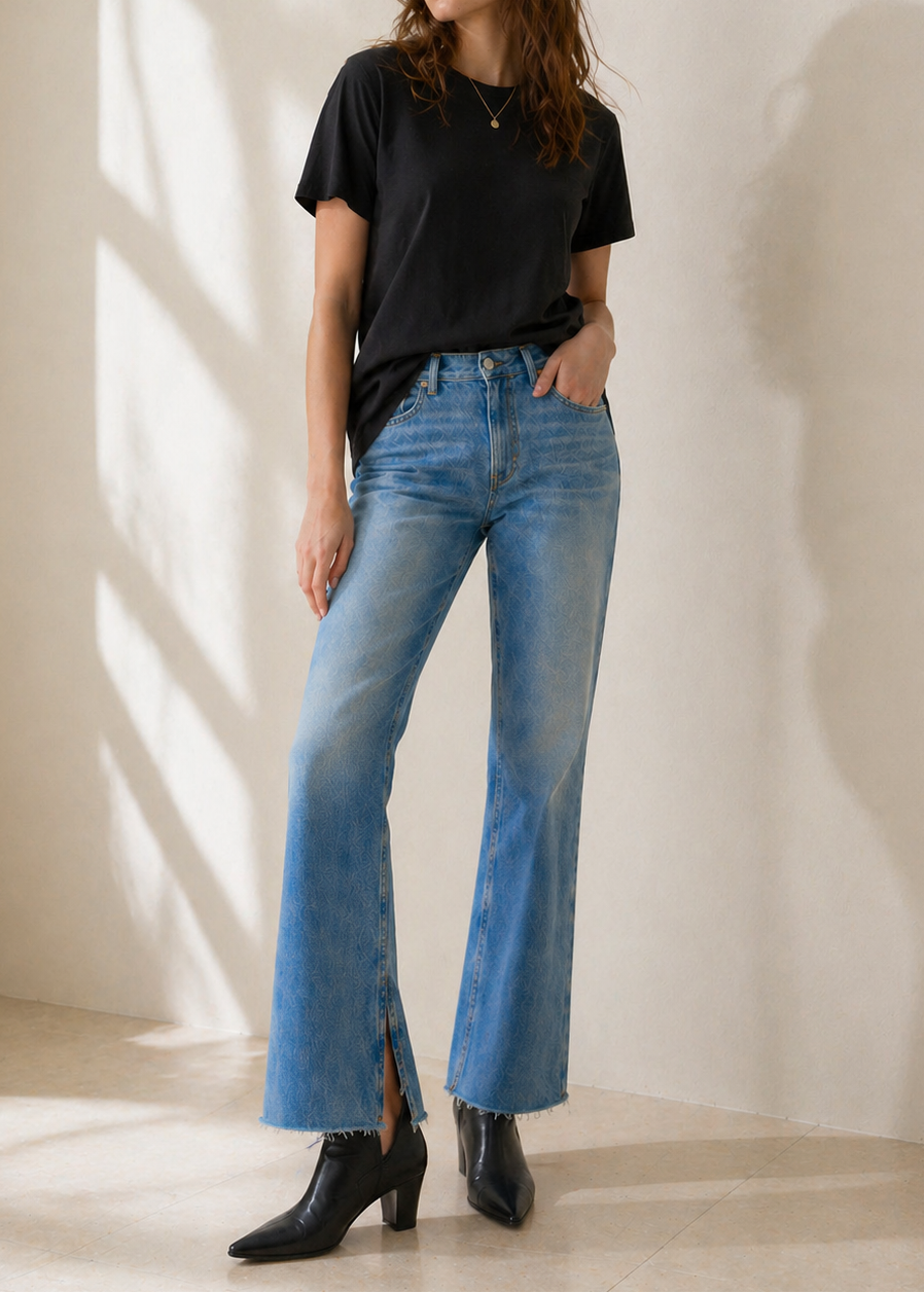 Mid Rise Flare Jean