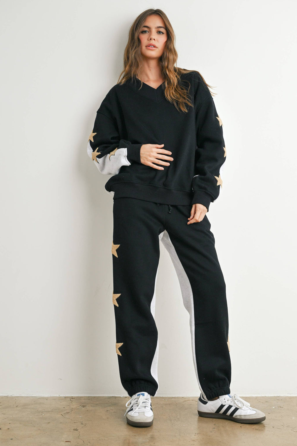 Long Sleeve Round Neck Sweatshirt with Star Detail
