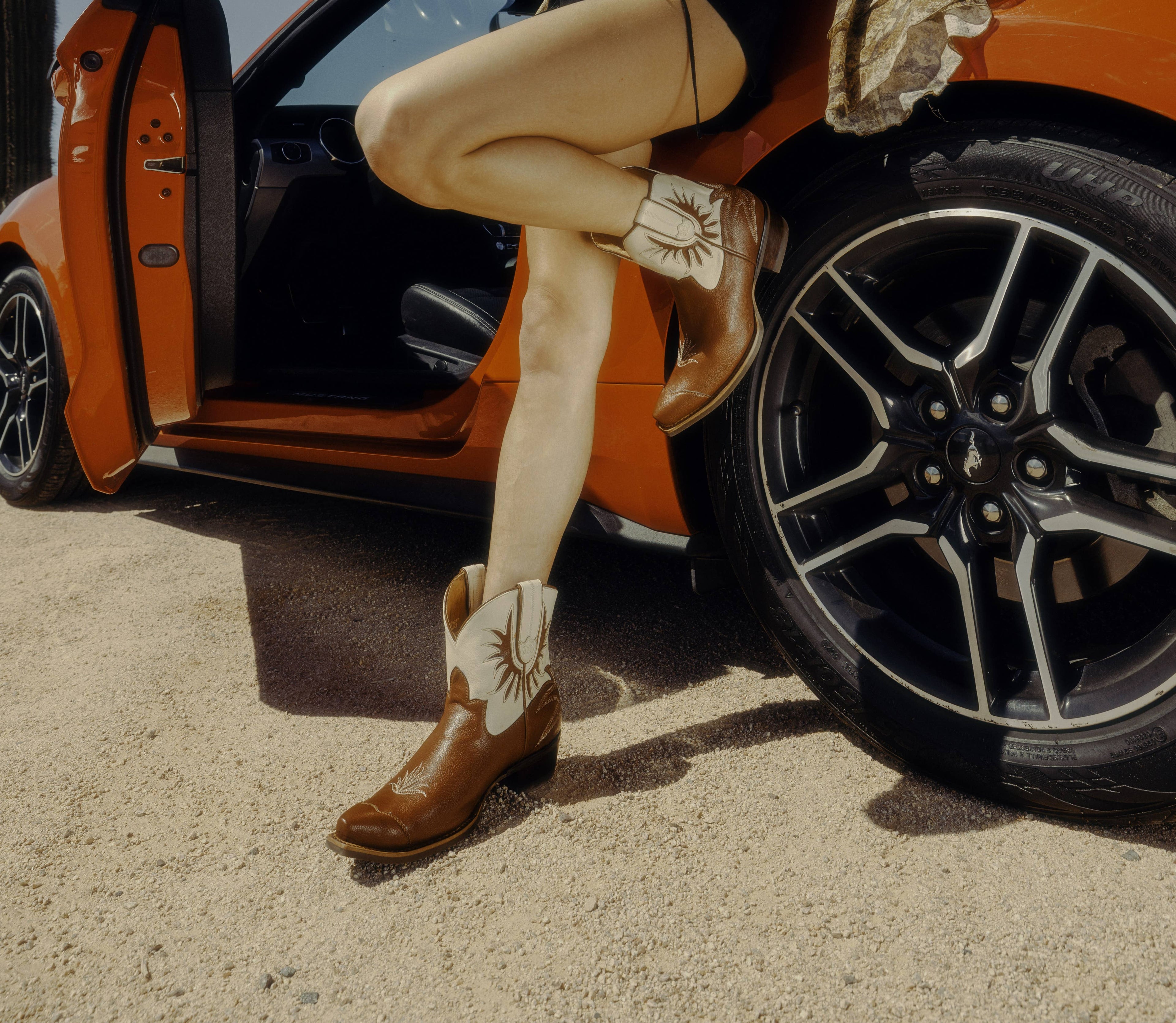 Prickly Pear Saddle Lace Brown Boots