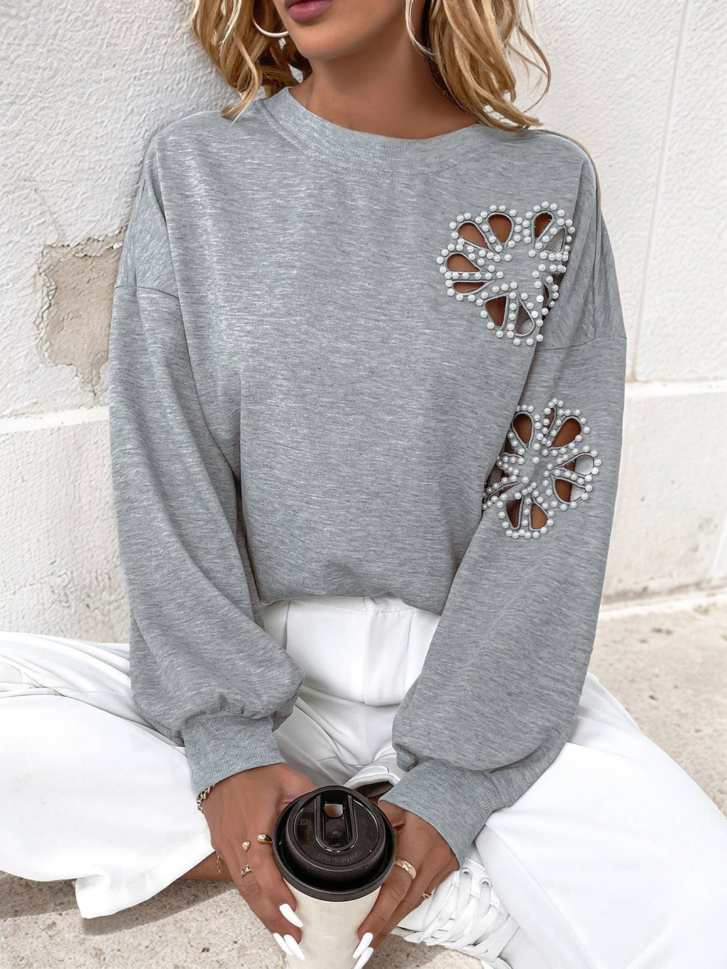 Pearl hollowed-out flower round-neck sweatshirt