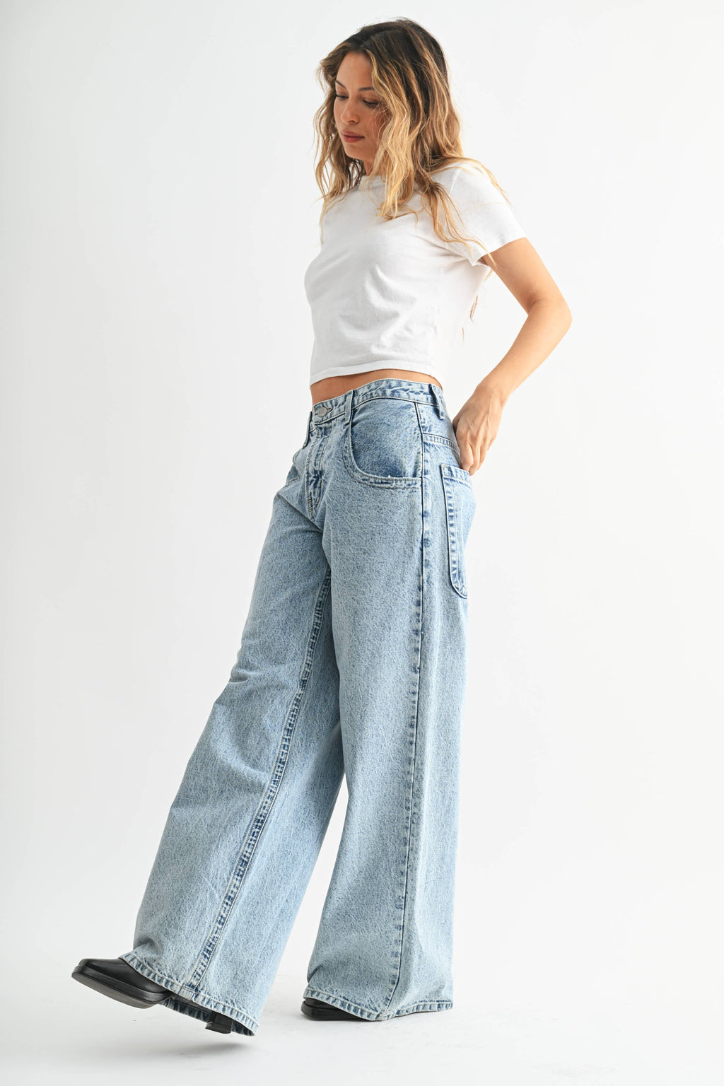 Rigid Relaxed Straight leg dropped pockets