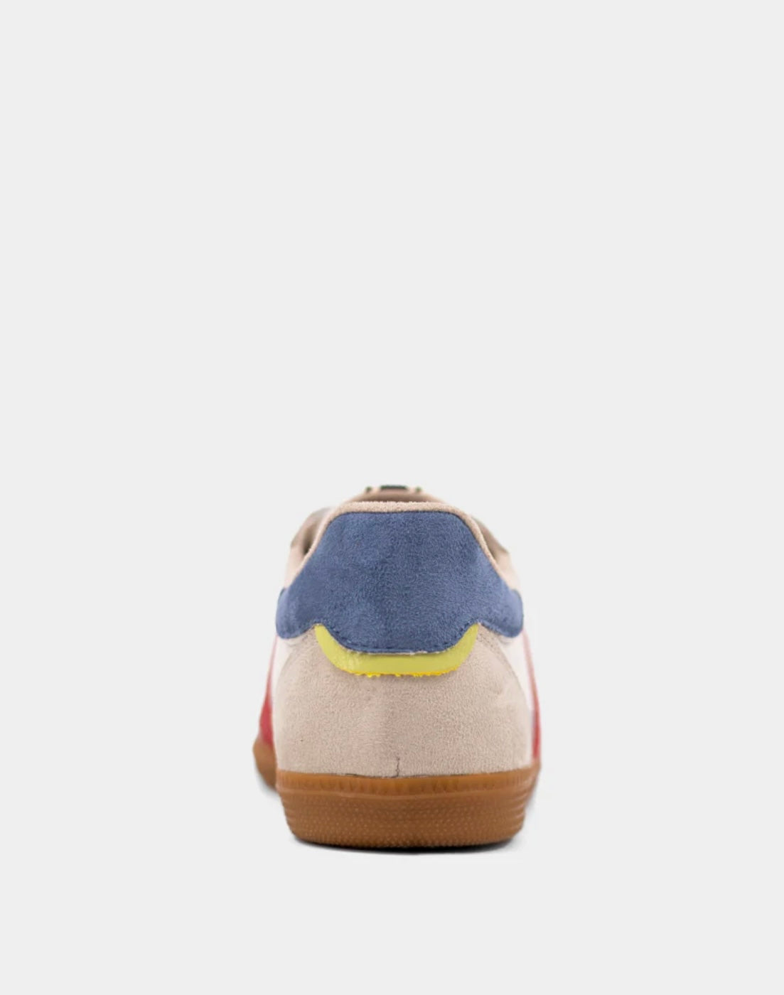 Shushop Sneakers