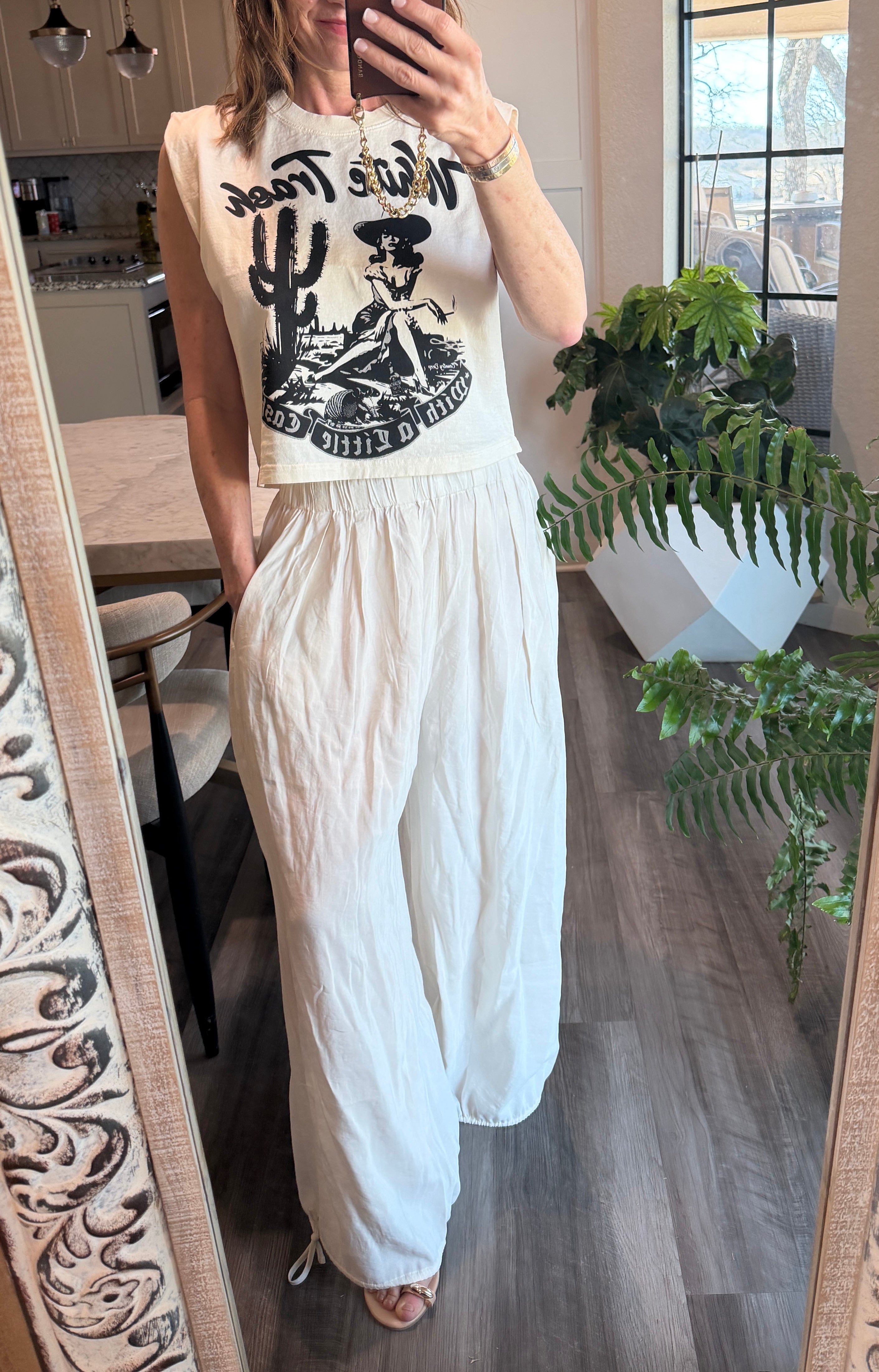 Soft adjustable ankle balloon pants