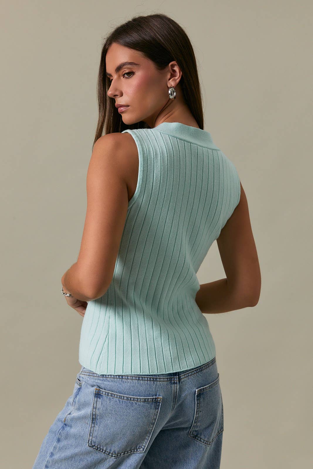 TWISTED FRONT SWEATER TOP