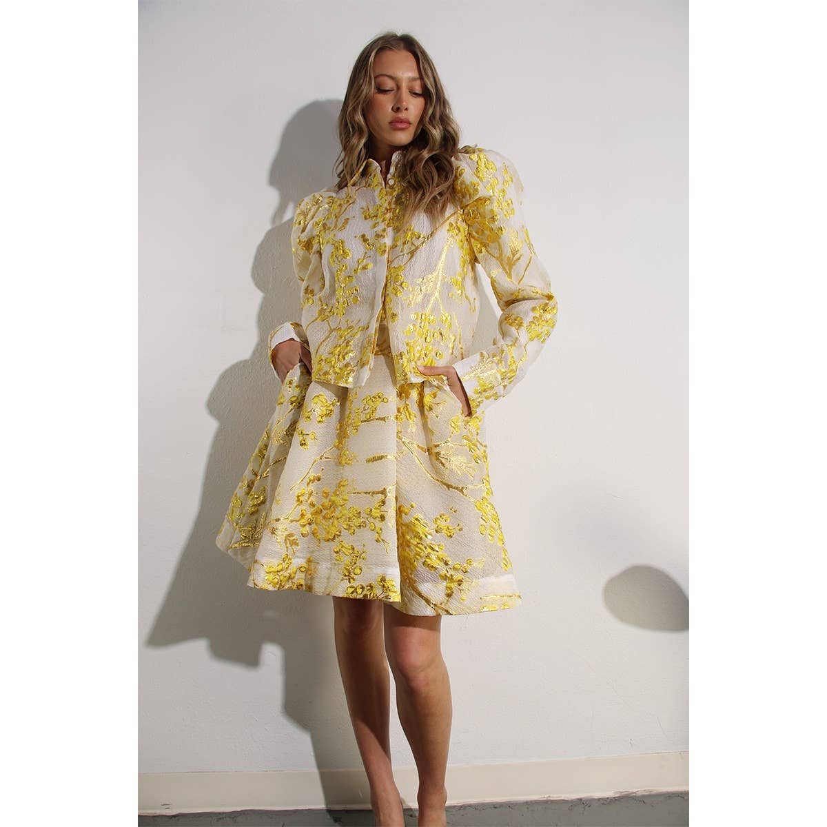BUTTON DOWN BLOUSE WITH TULLE INNER SKIRT SET
