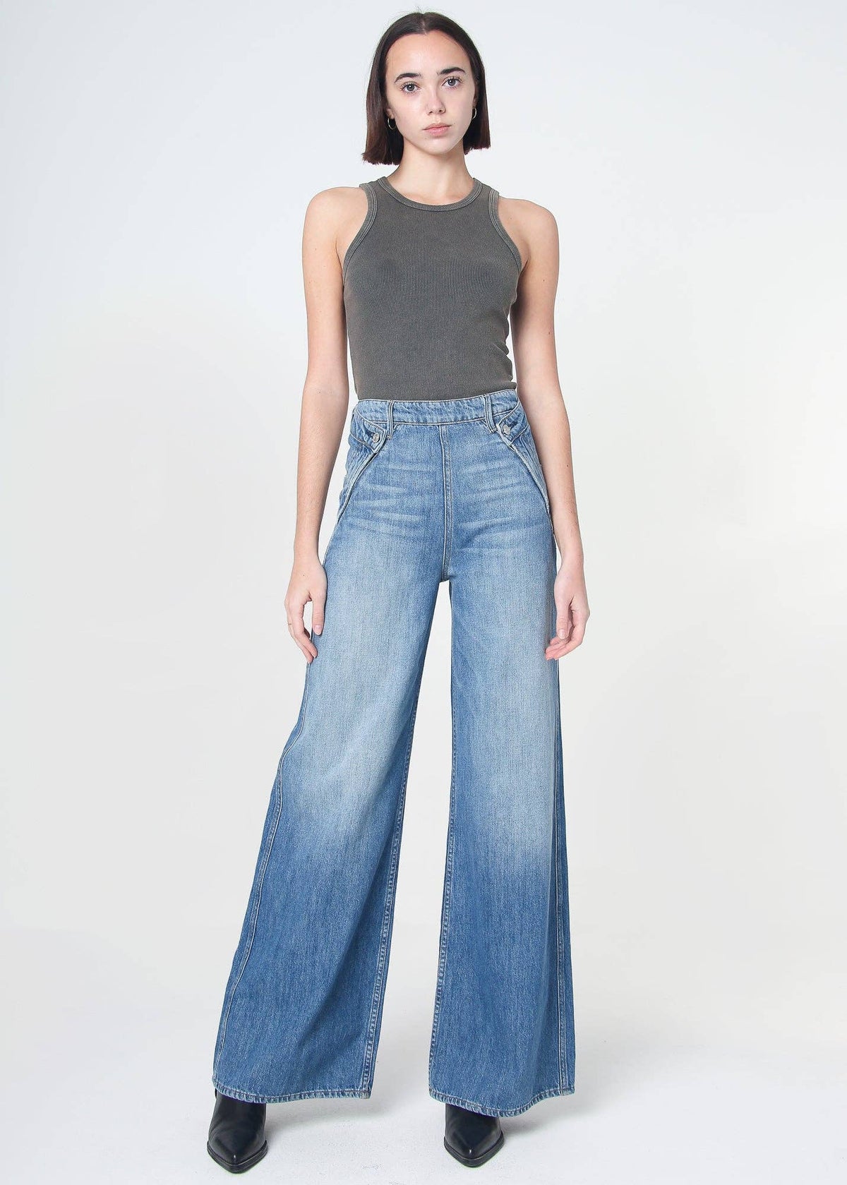 High Waisted Wide Leg Jean