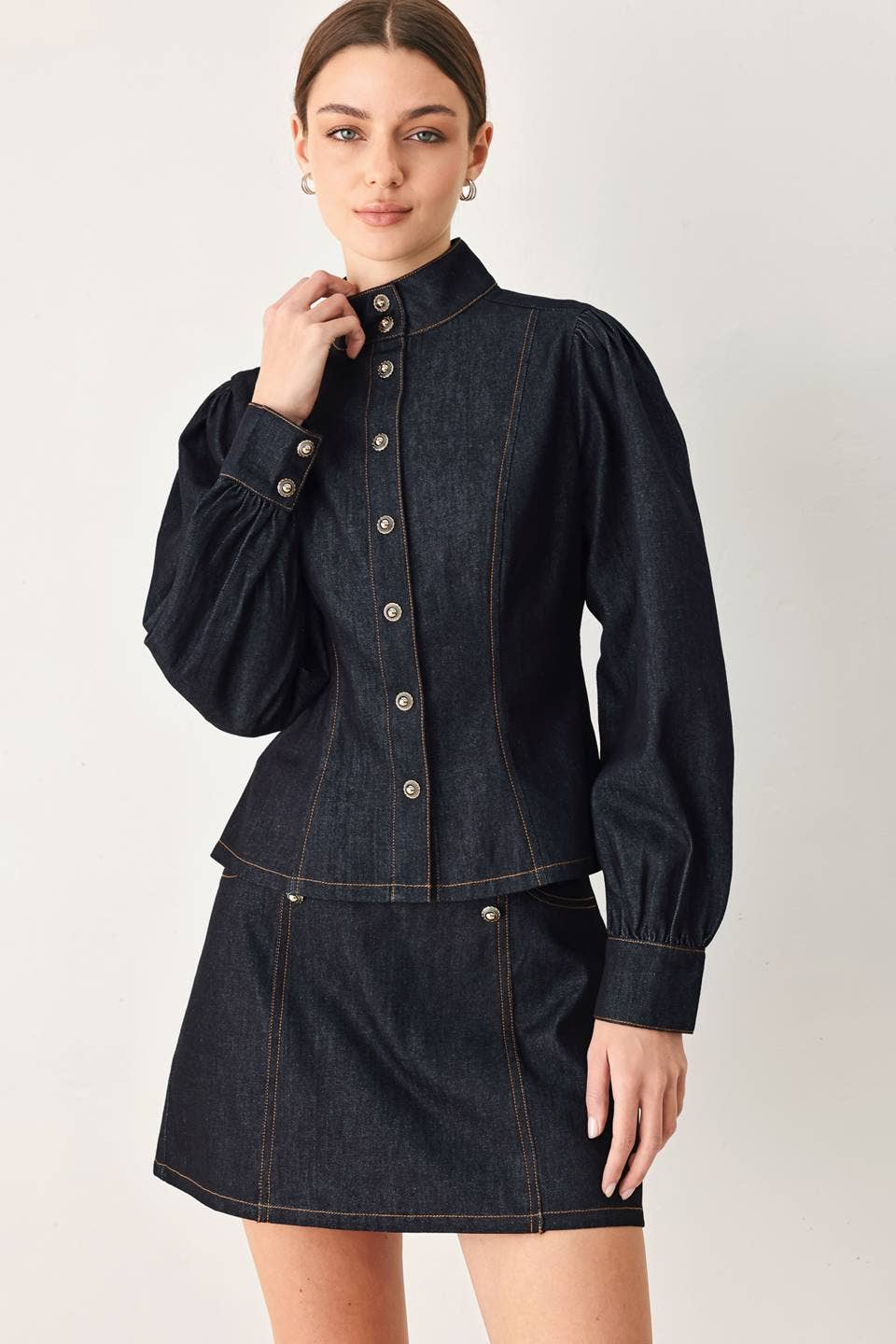 A lightweight denim top - FT2039