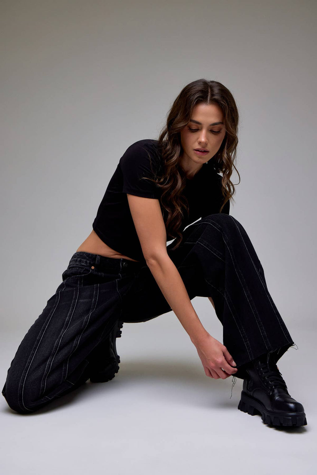 Black Classic Vintage Barrel Jean