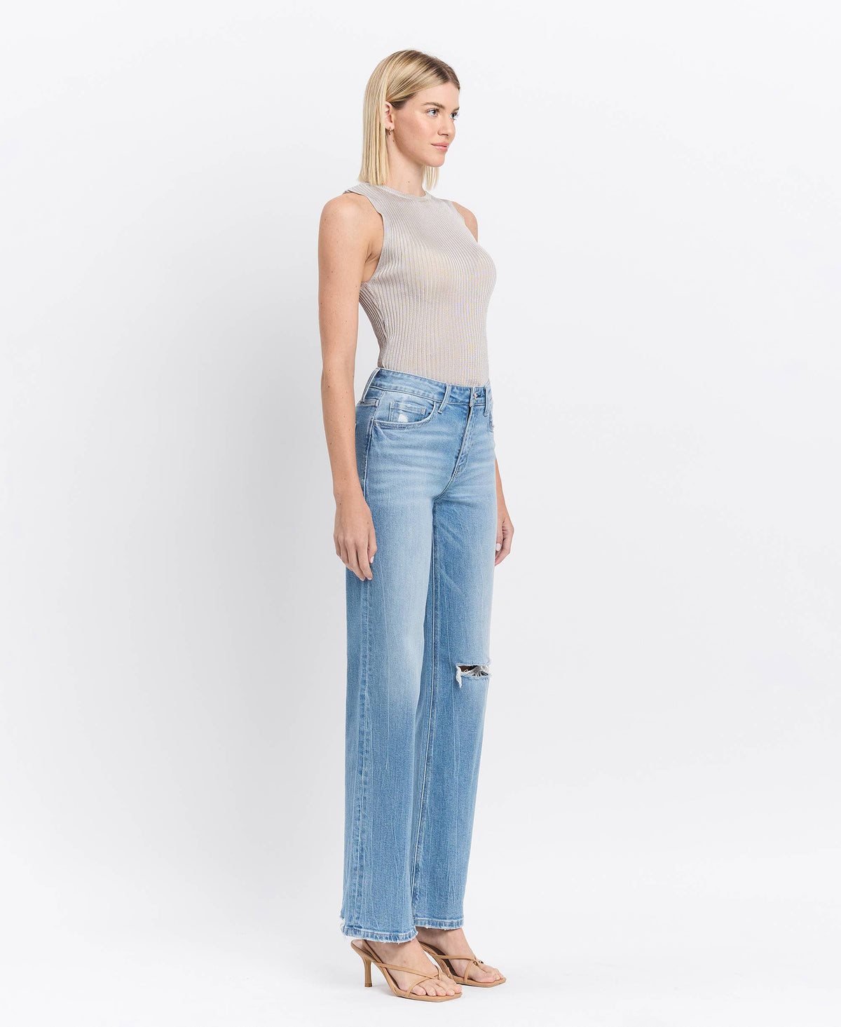 HIGH RISE SLIM WIDE JEANS
