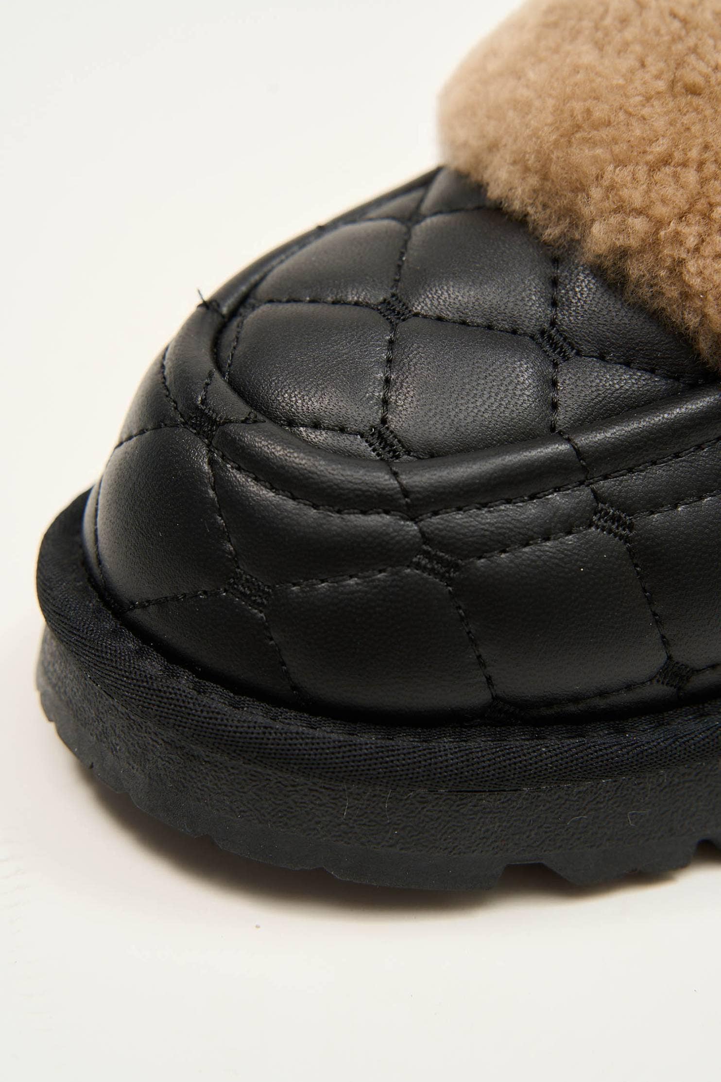 Fiato Black Shoe