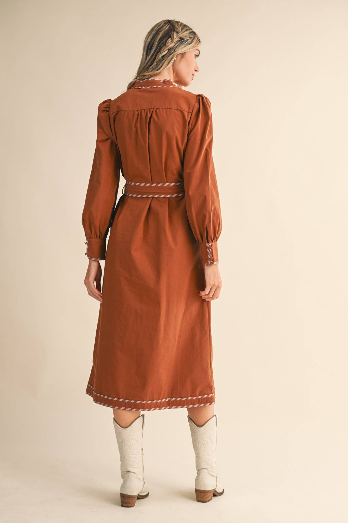 STRIPED CONTRAST BINDING DETAIL BELTED DRESS