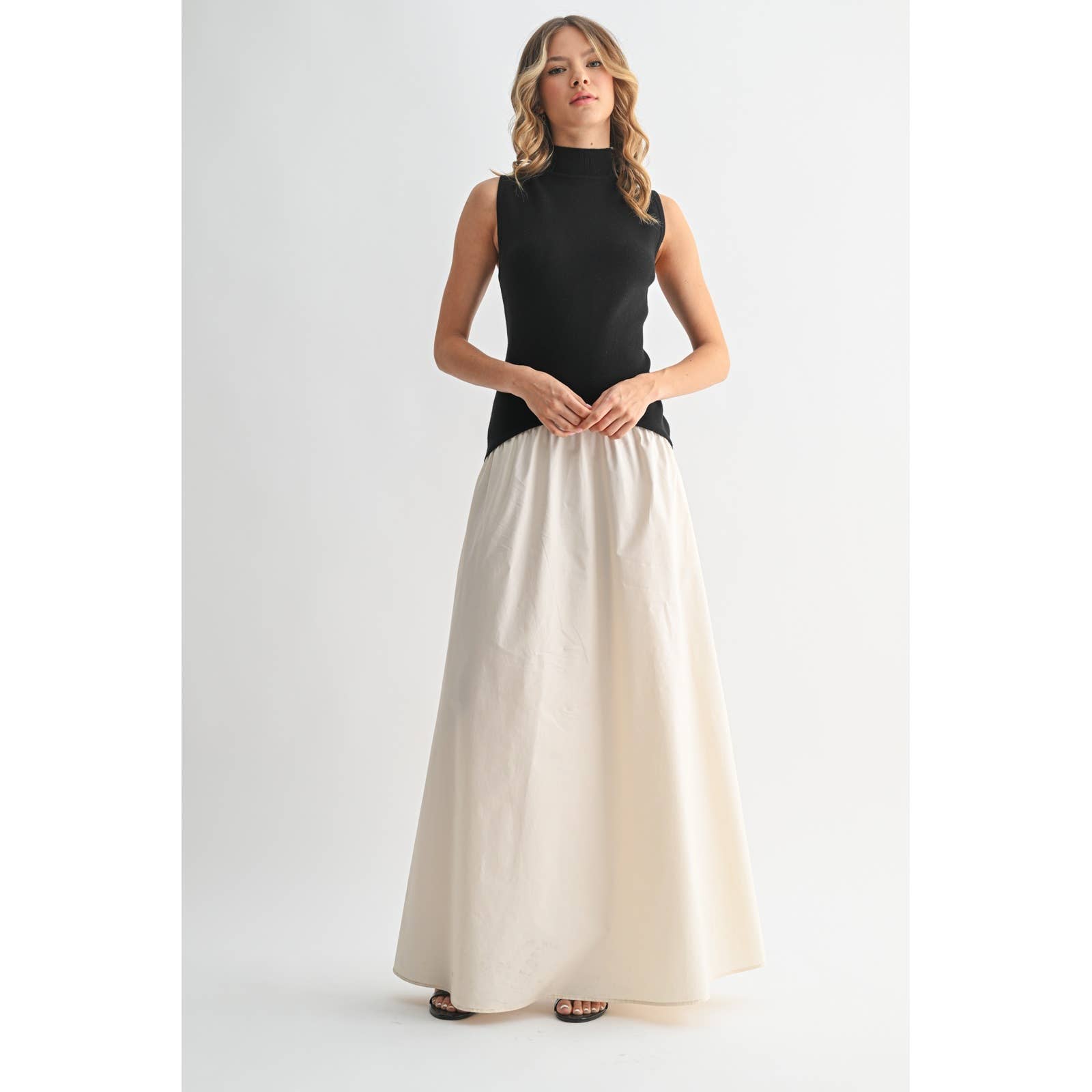 MOCK NECK MAXI DRESS