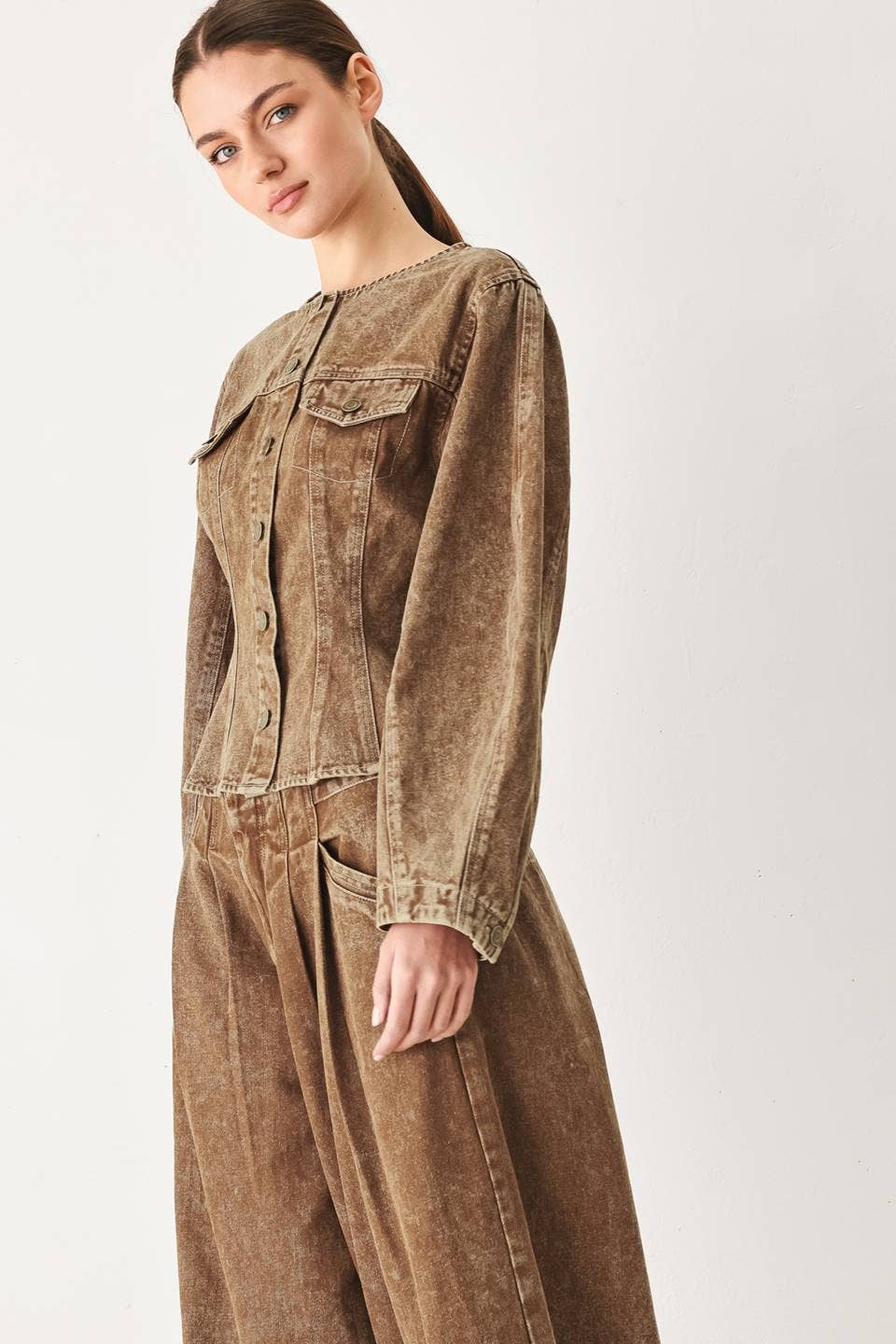 A washed denim jacket - FJ1443B
