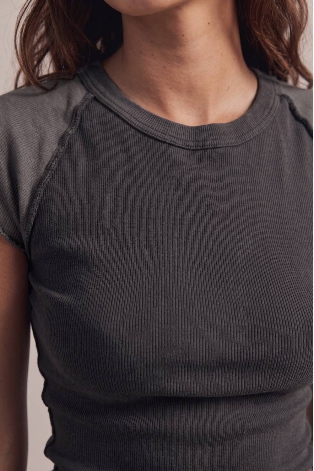 WASHED RIBBED FITTED TOP