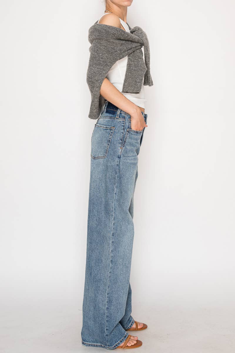 Artemis Slim Ultra High Rise Straight Jeans