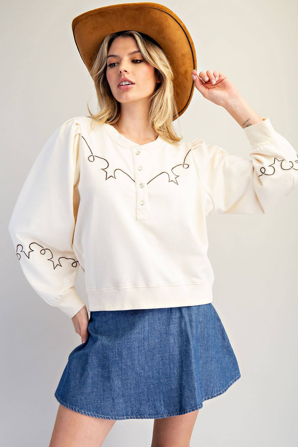 EMBROIDERED HENLEY TOP