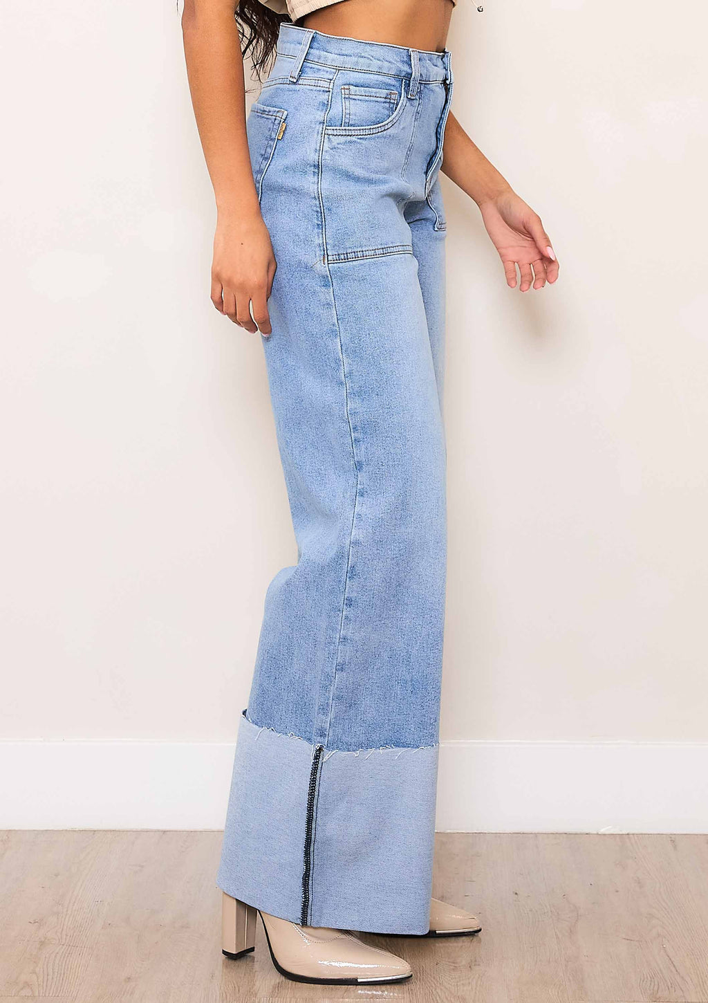 WIDE LEG - Rigid with Comfort Stretch