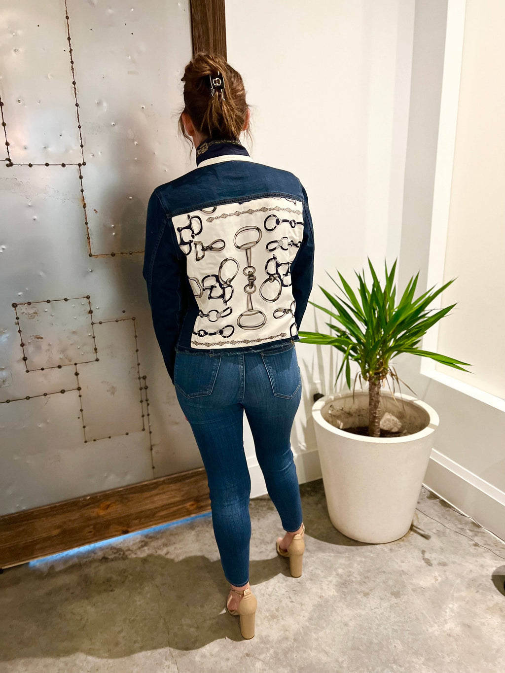 The Dark Denim Jacket / Navy Bit