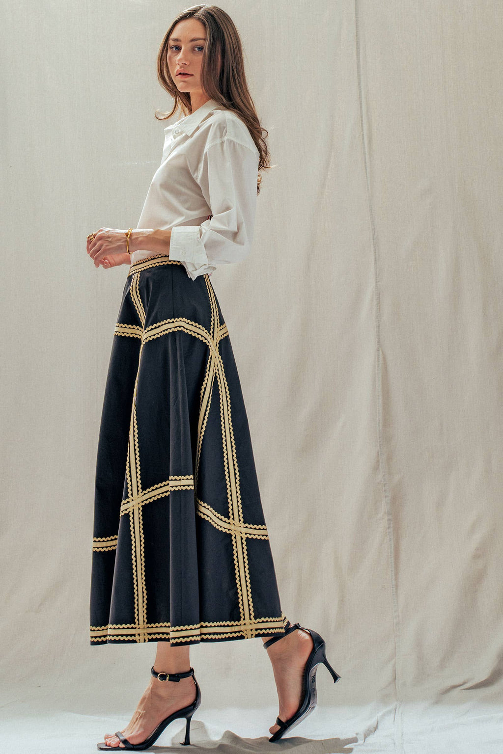 Contrast Trim A-Line Skirt