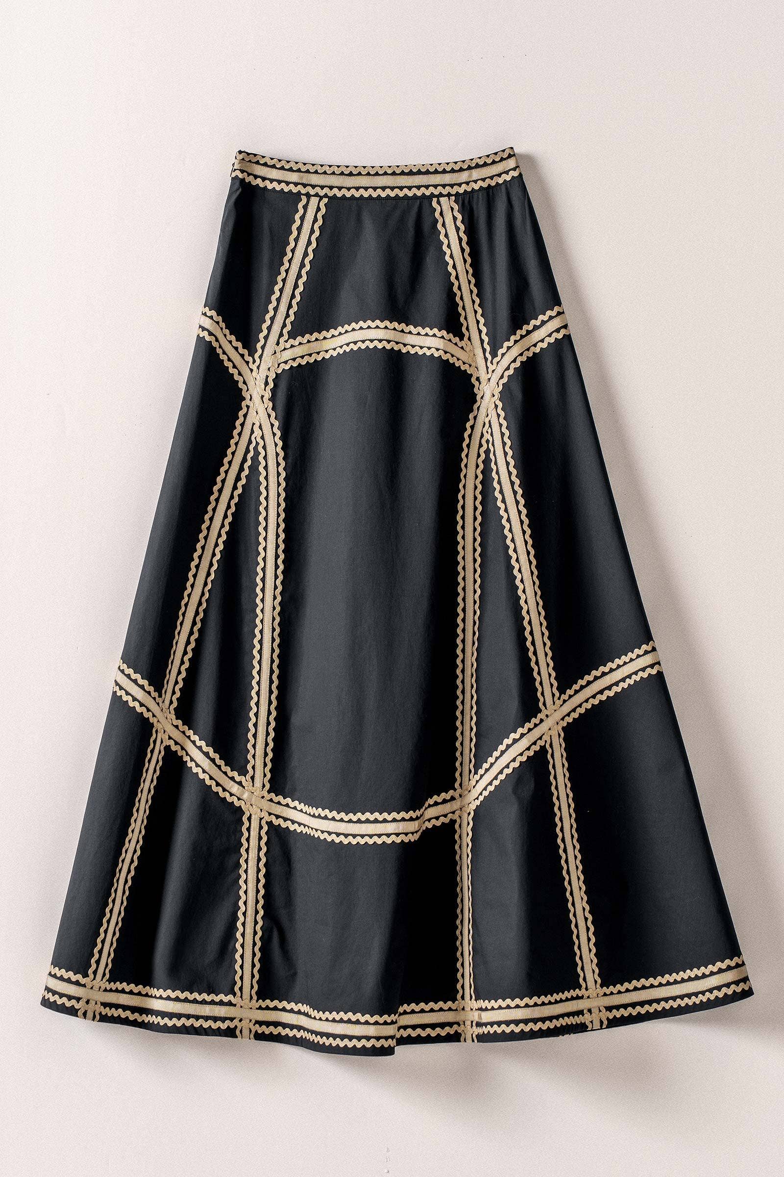 Contrast Trim A-Line Skirt