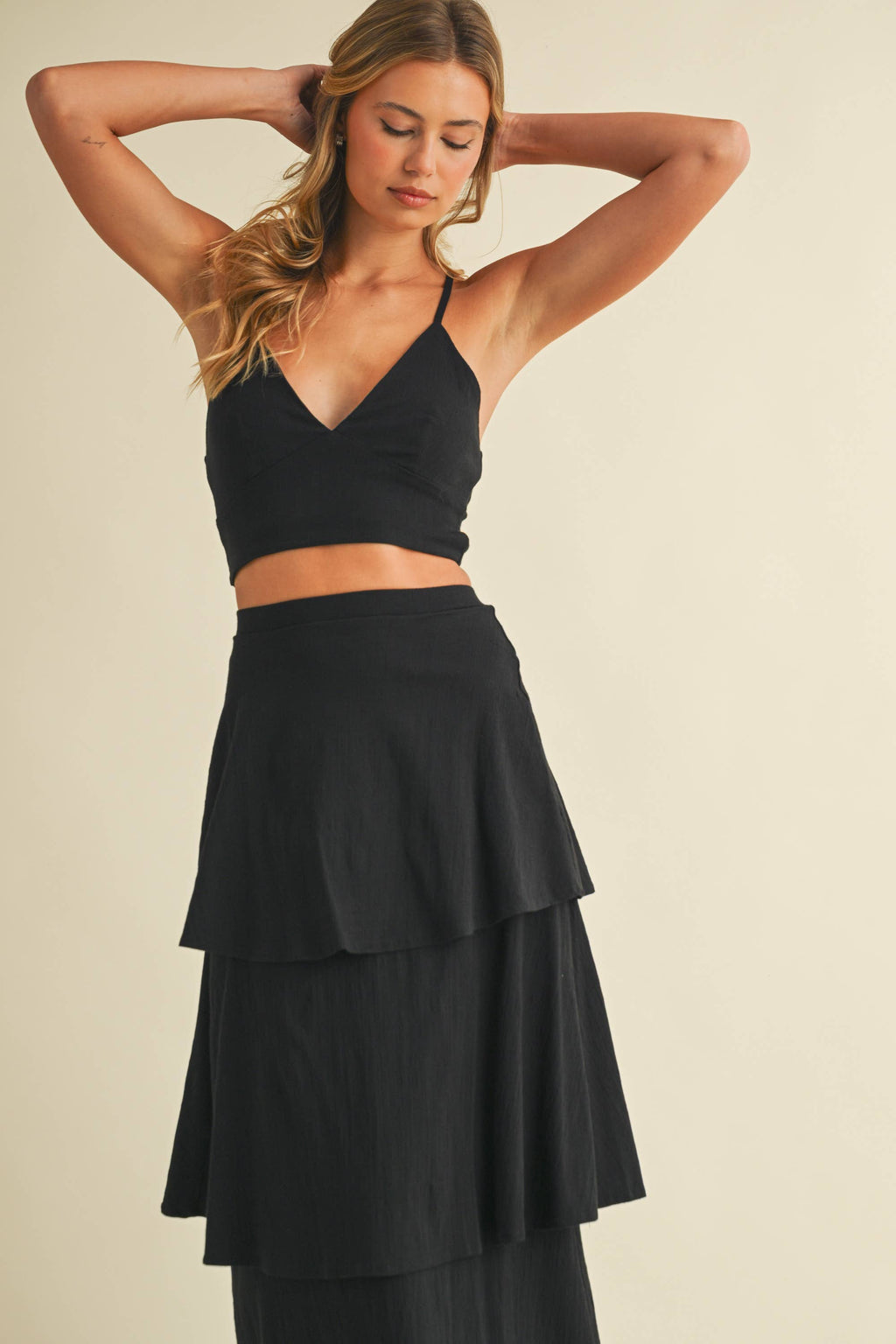 STRETCH LINEN V-NECK BRALETTE TOP AND TIERED SKIRT
