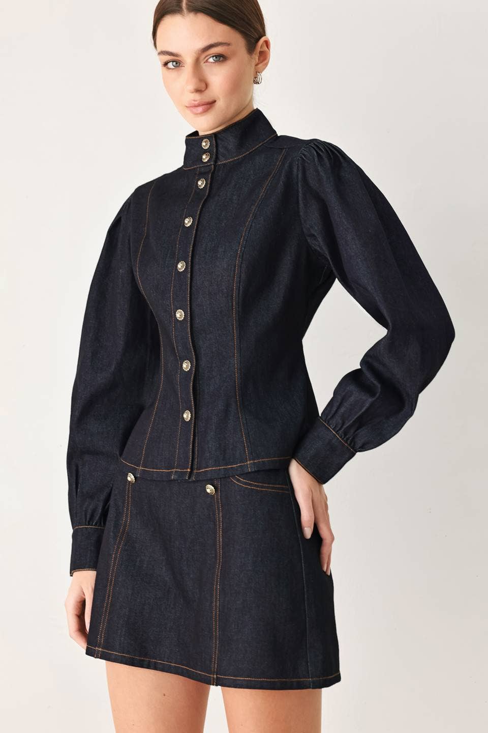 A lightweight denim top - FT2039