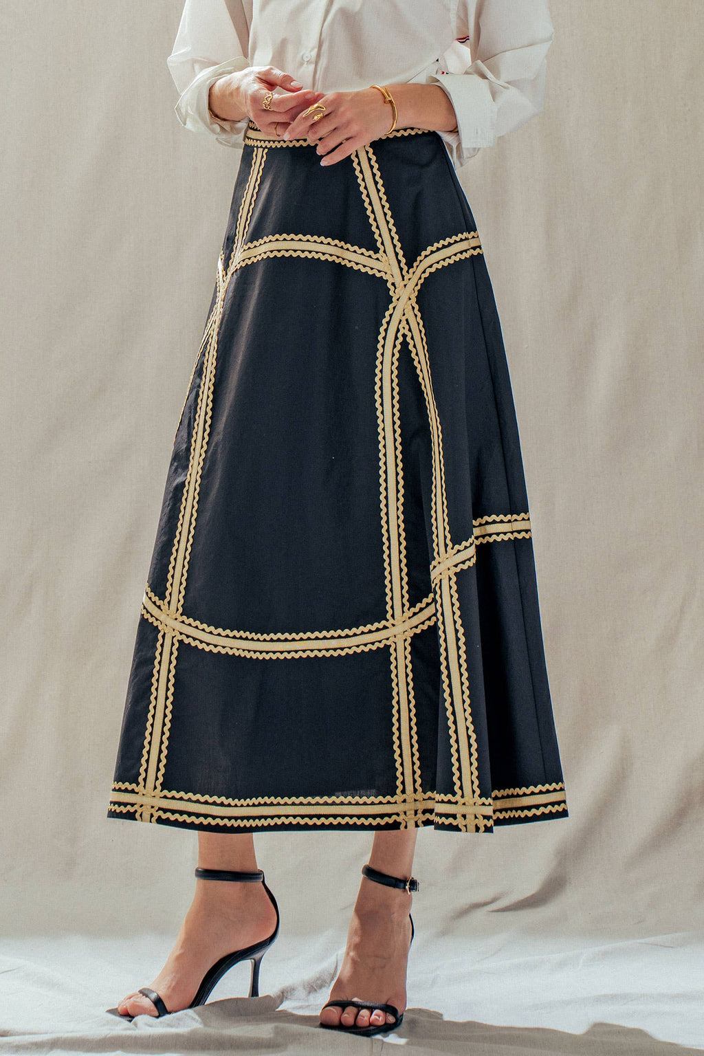 Contrast Trim A-Line Skirt