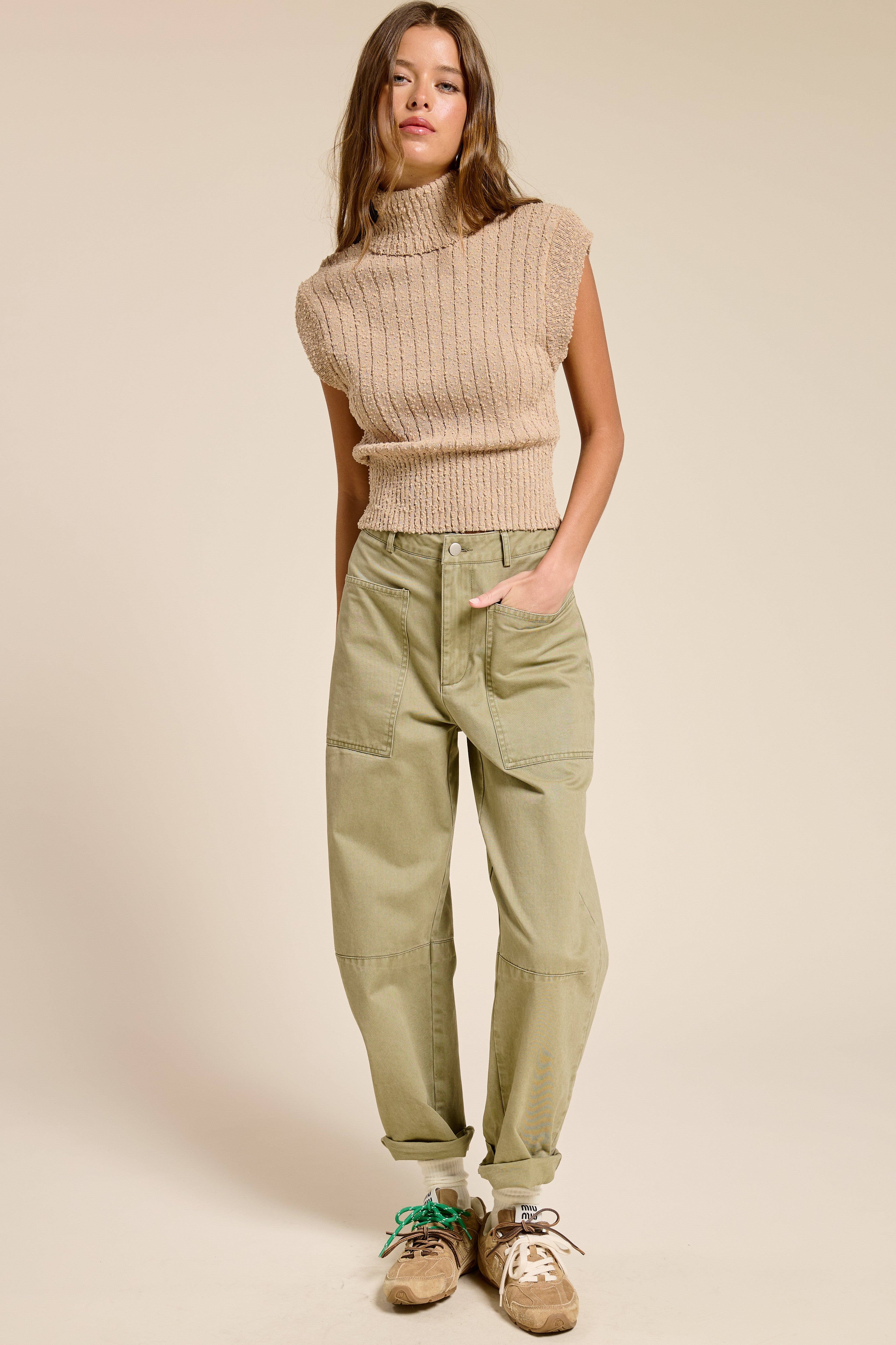 Sleeveless Textured Turtleneck