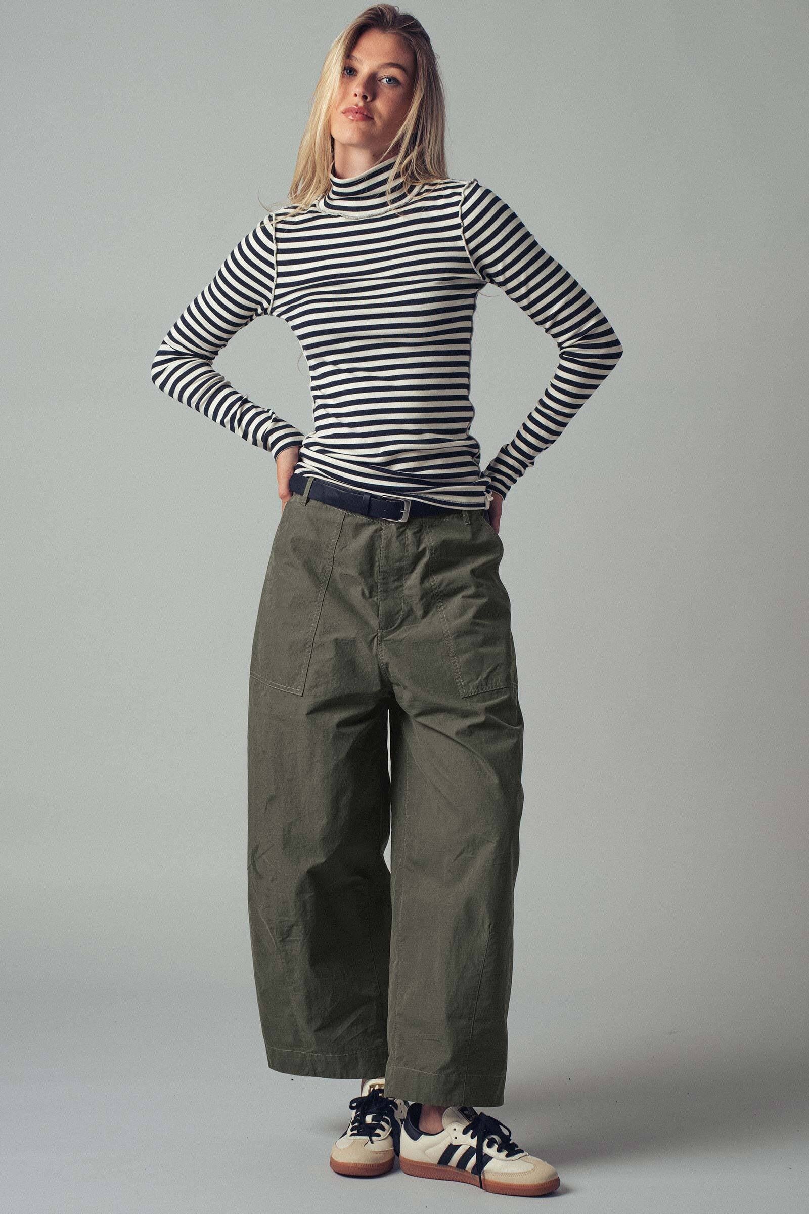Relaxed Wide-Leg Utility Pants